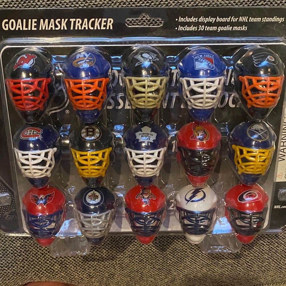 NHL Hockey 2010 NIB Mini Goalie Masks Set - 30 Teams NWT